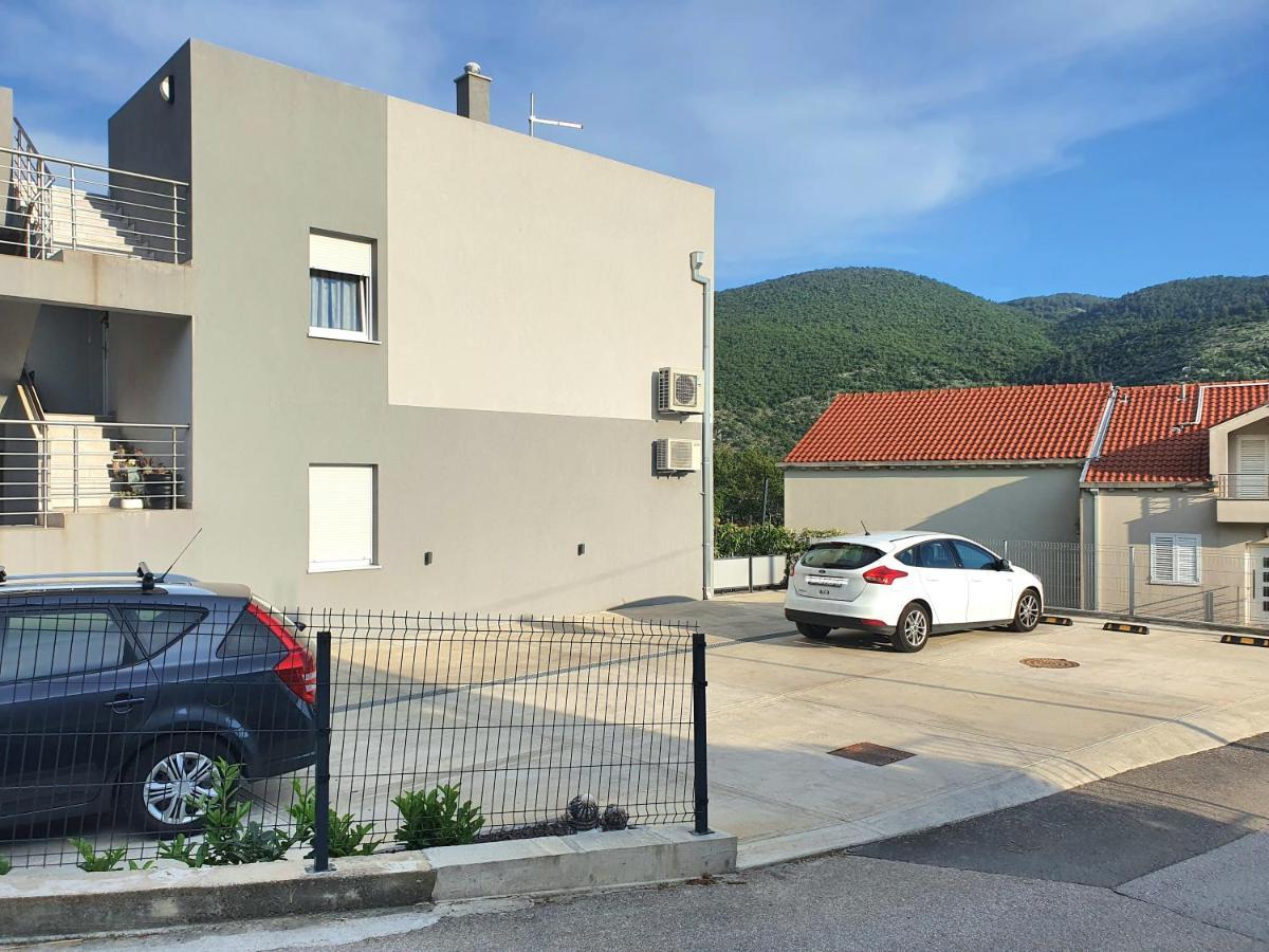 Apartment Rita Mokošica Eksteriør billede